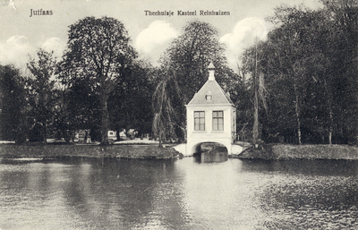 10826 Gezicht over het Merwedekanaal op het theehuis en het park van het kasteel Rijnhuizen te Jutphaas uit het ...